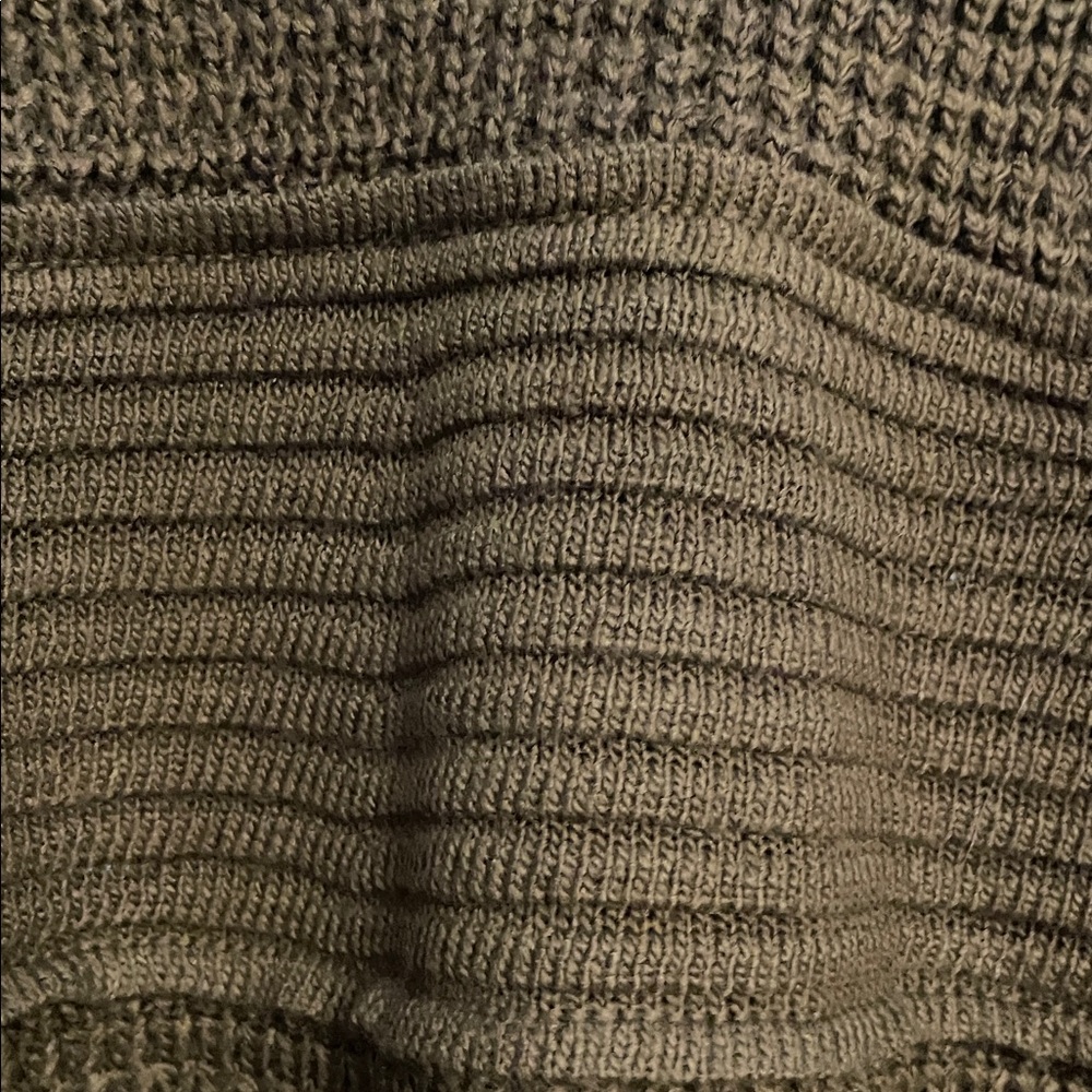 Like new sweater with zippers! - Picture 5 of 8
